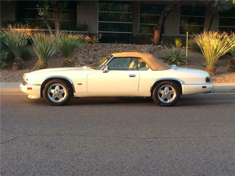 1995 Jaguar XJS Convertible - Image 4 of 5