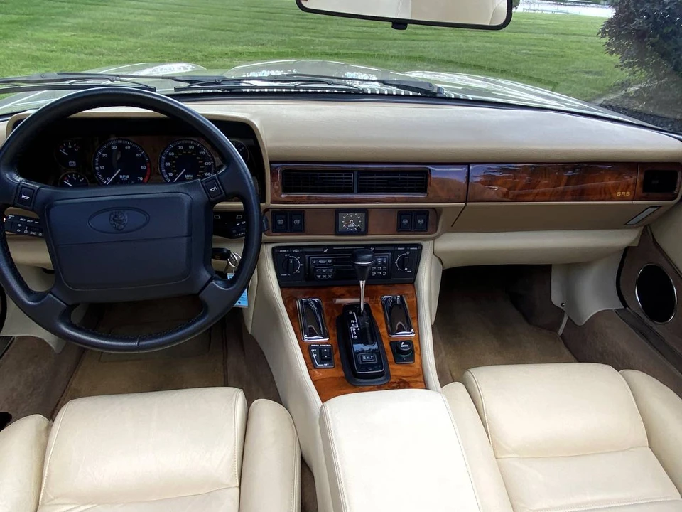 1995 Jaguar XJS Convertible - Image 20 of 24