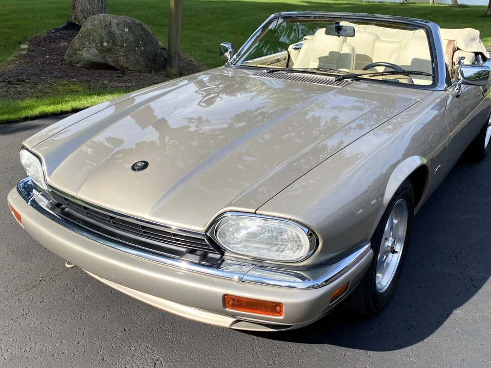 1995 Jaguar XJS Convertible - Image 11 of 24
