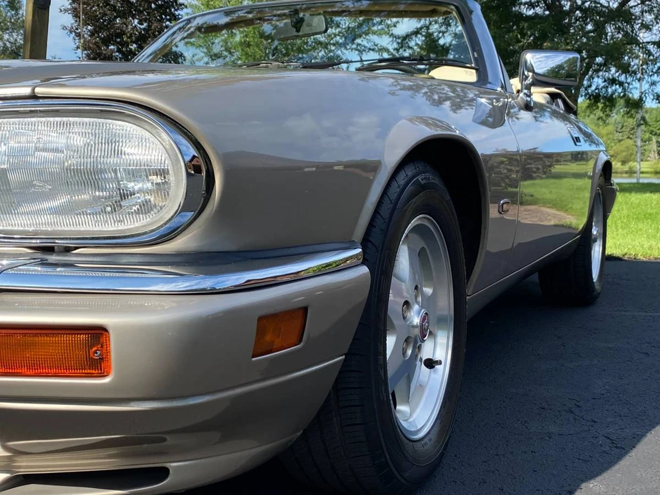 1995 Jaguar XJS Convertible - Image 14 of 24