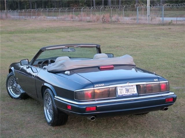 1995 Jaguar XJS - Image 2 of 4