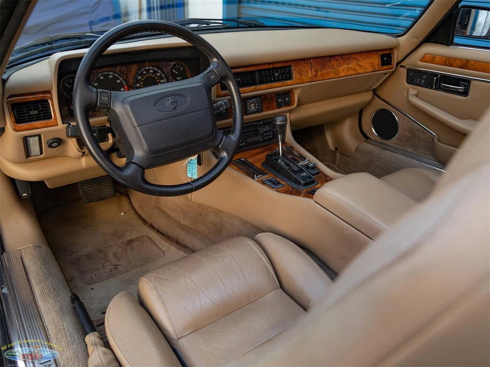 1995 Jaguar XJS Convertible - Image 30 of 31