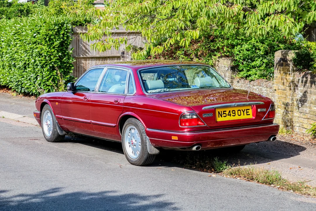 1995 Jaguar X300 XJ - Image 4 of 30