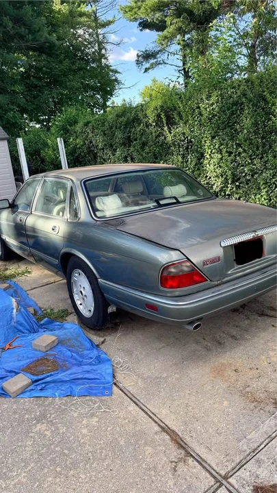 1995 Jaguar X300 XJ - Image 2 of 16