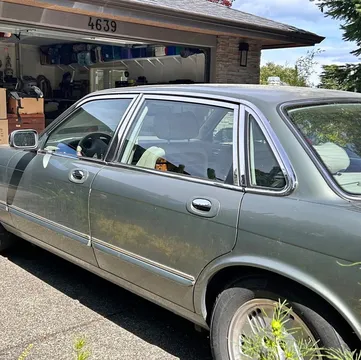 1995 Jaguar Van den Plas