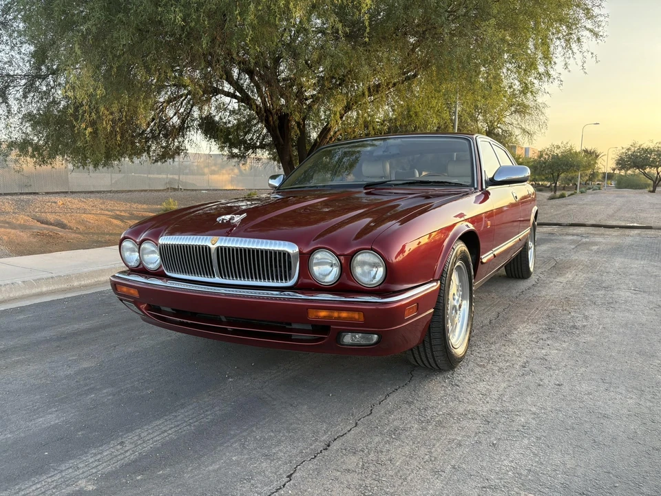 1995 Jaguar X300 XJ - Image 4 of 31