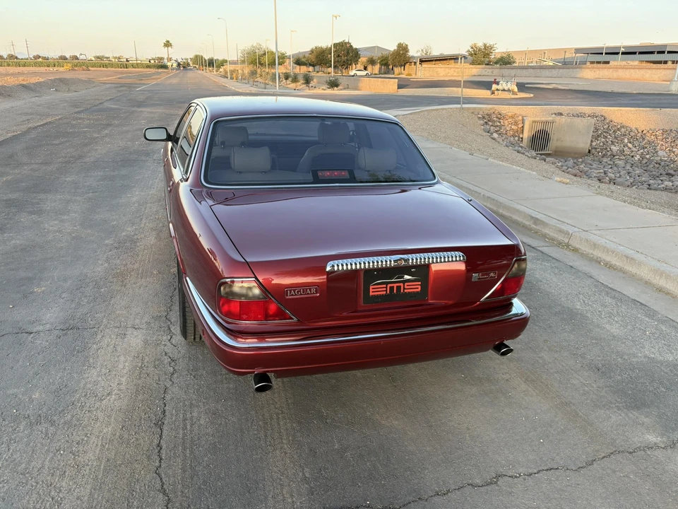 1995 Jaguar X300 XJ - Image 24 of 31