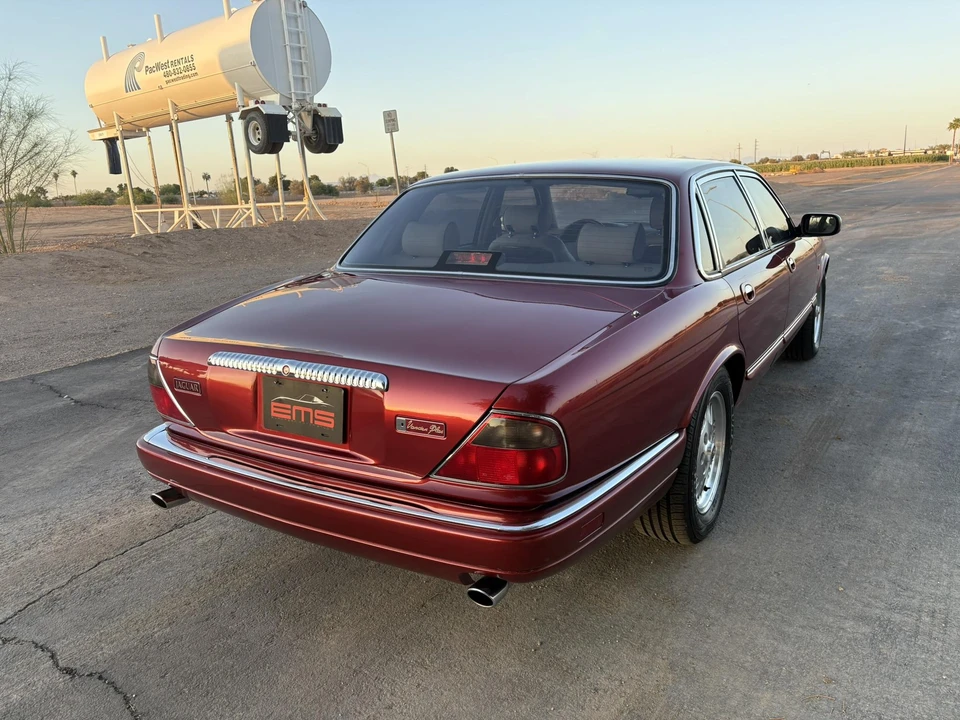 1995 Jaguar X300 XJ - Image 20 of 31