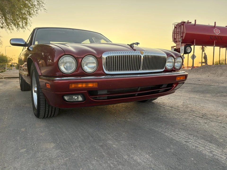 1995 Jaguar X300 XJ - Image 8 of 31