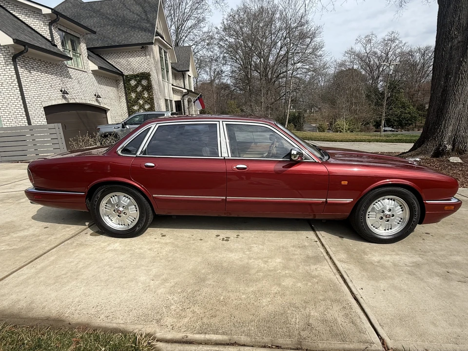 1995 Jaguar X300 XJ - Image 7 of 31