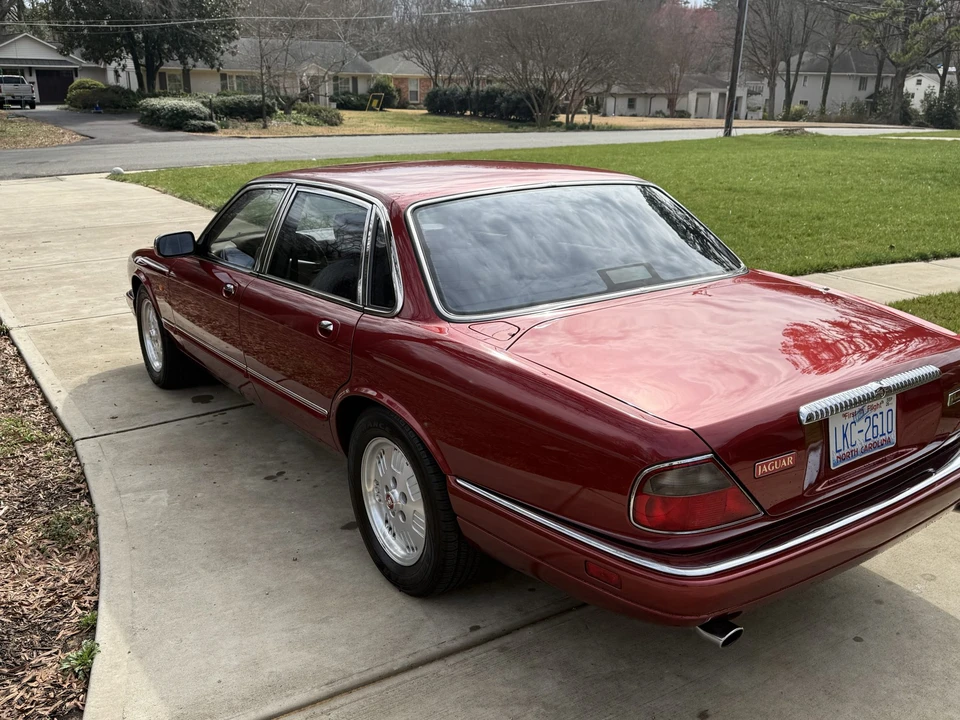1995 Jaguar X300 XJ - Image 17 of 31