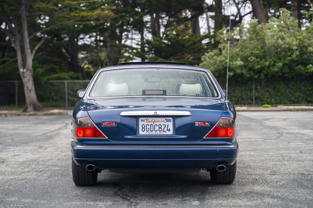 1995 Jaguar X300 XJ - Image 8 of 31