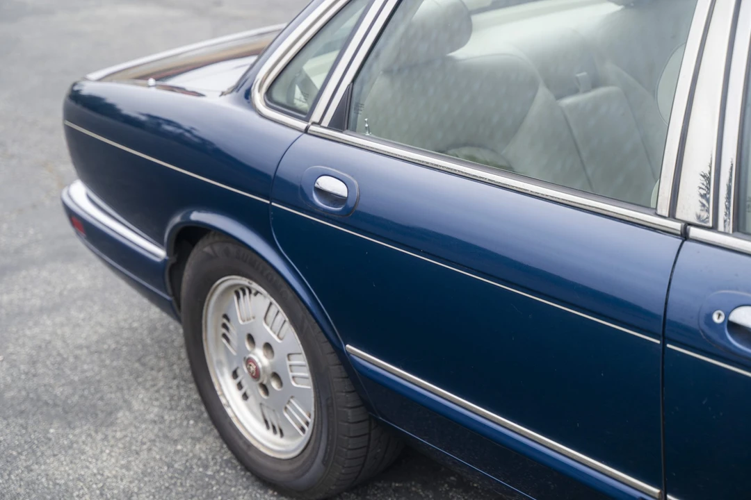 1995 Jaguar X300 XJ - Image 20 of 31