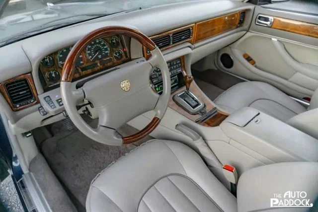 1995 Jaguar X300 XJ - Image 14 of 21