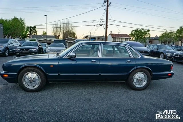 1995 Jaguar X300 XJ - Image 8 of 21