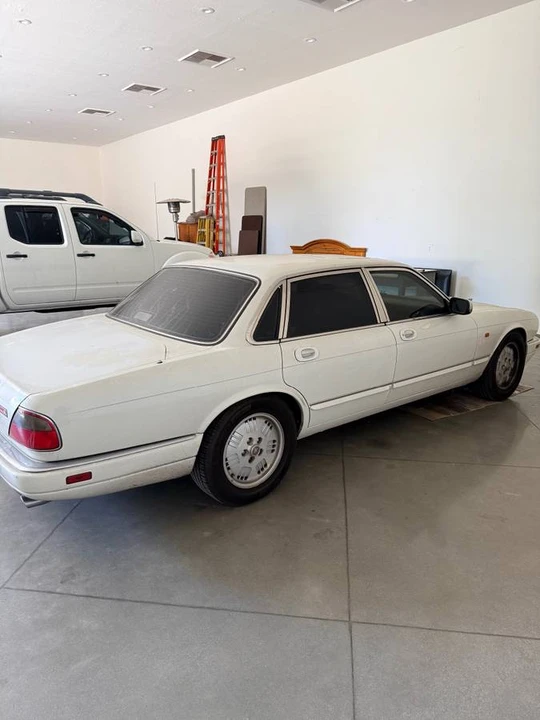 1995 Jaguar X300 XJ - Image 5 of 5