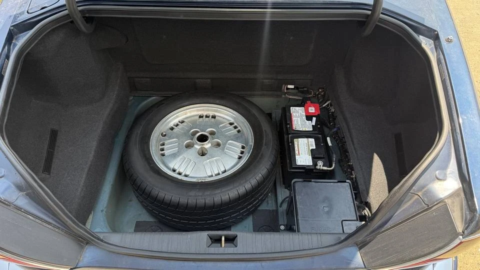 1995 Jaguar X300 XJ - Image 14 of 24