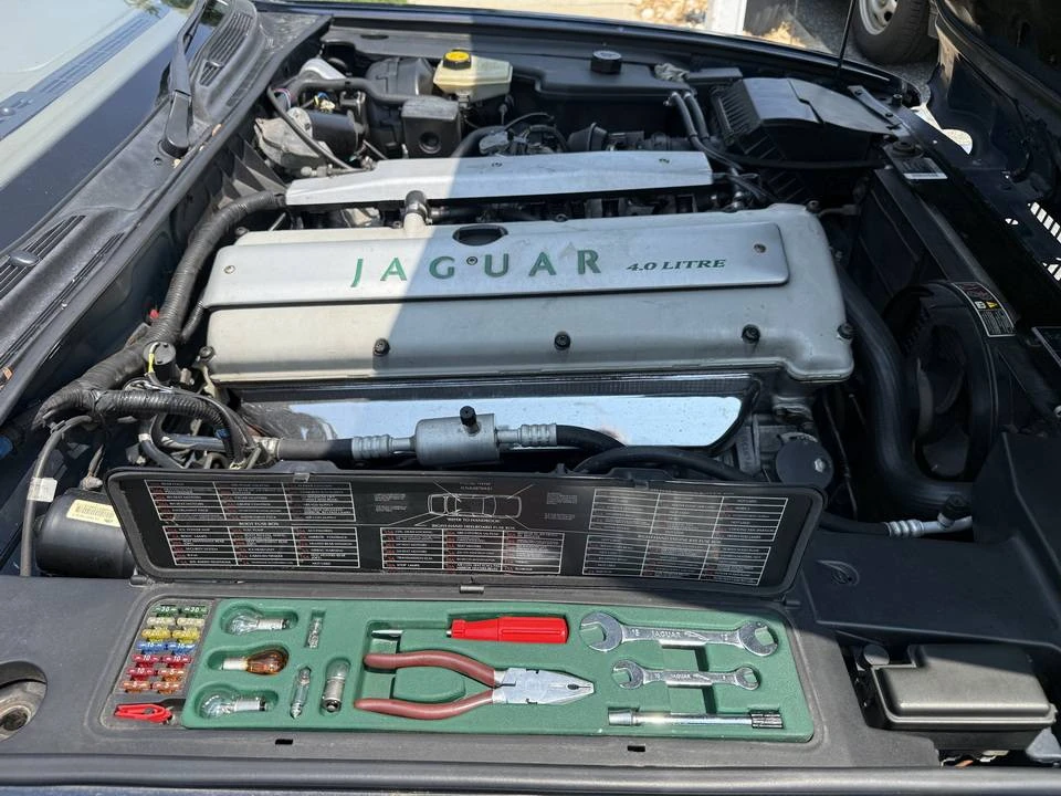 1995 Jaguar X300 XJ - Image 17 of 24