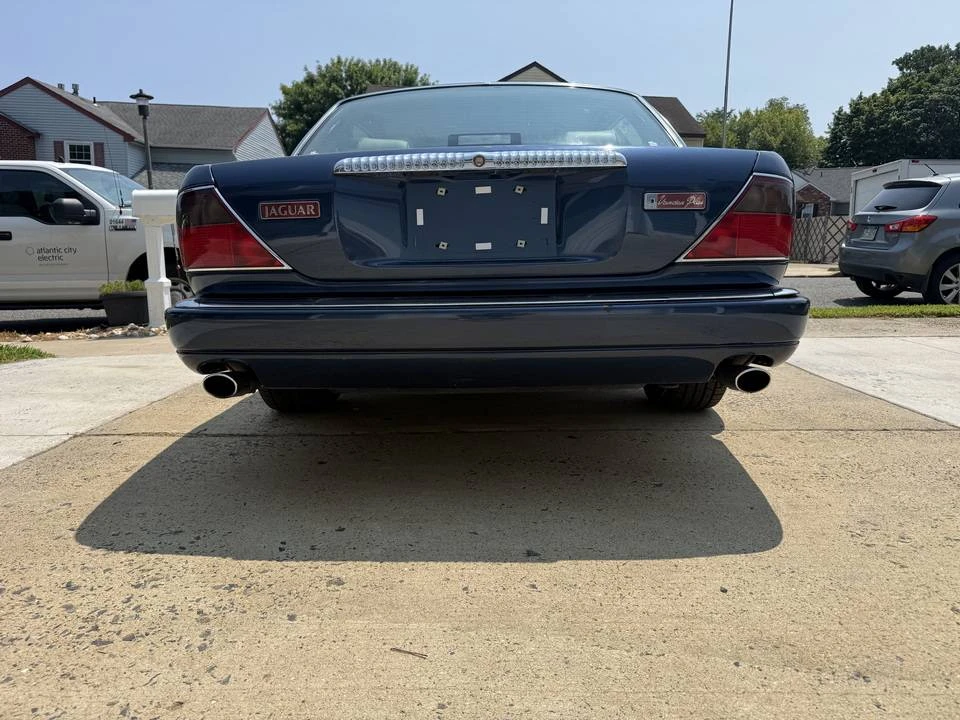 1995 Jaguar X300 XJ - Image 6 of 24