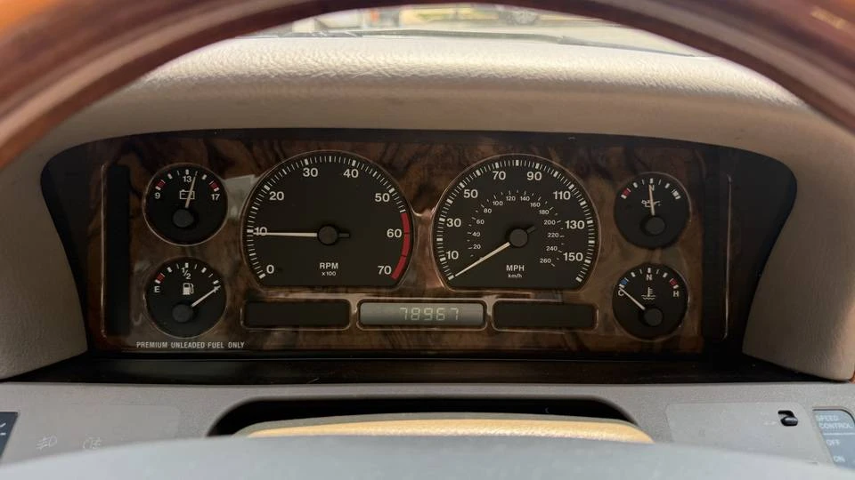 1995 Jaguar X300 XJ - Image 9 of 24