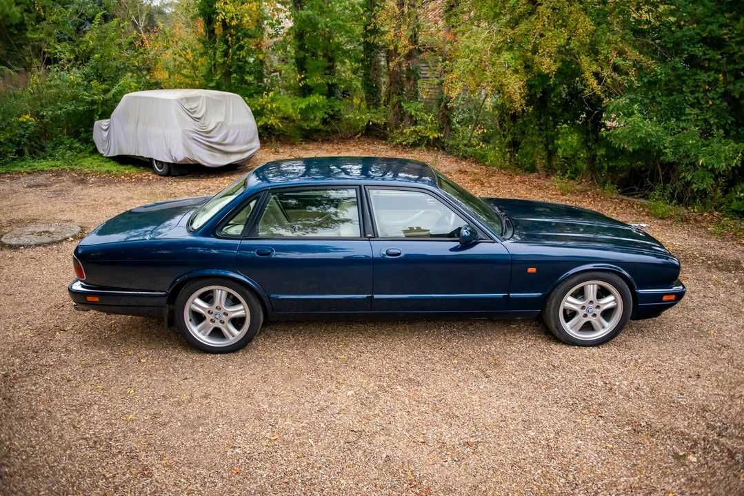 1995 Jaguar X306 XJR - Image 15 of 30