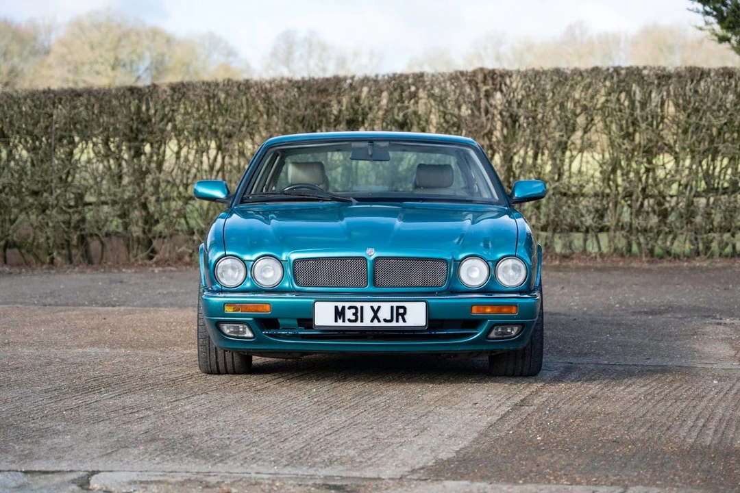 1995 Jaguar X306 XJR - Image 10 of 30