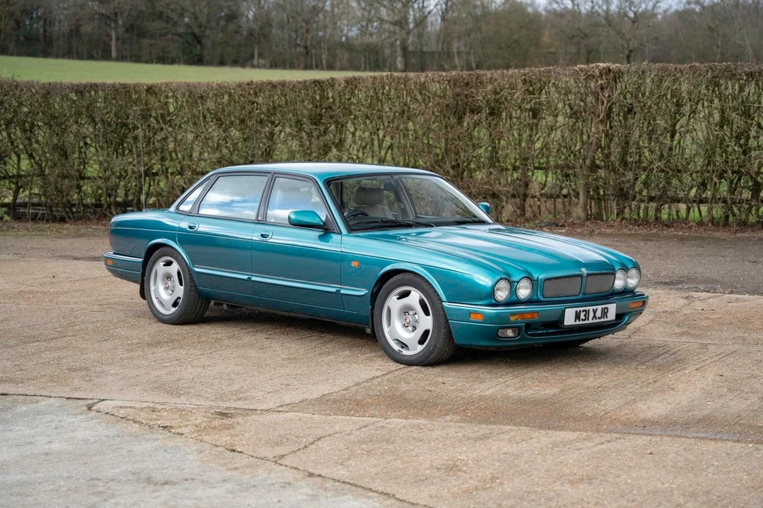 1995 Jaguar X306 XJR - Image 9 of 30