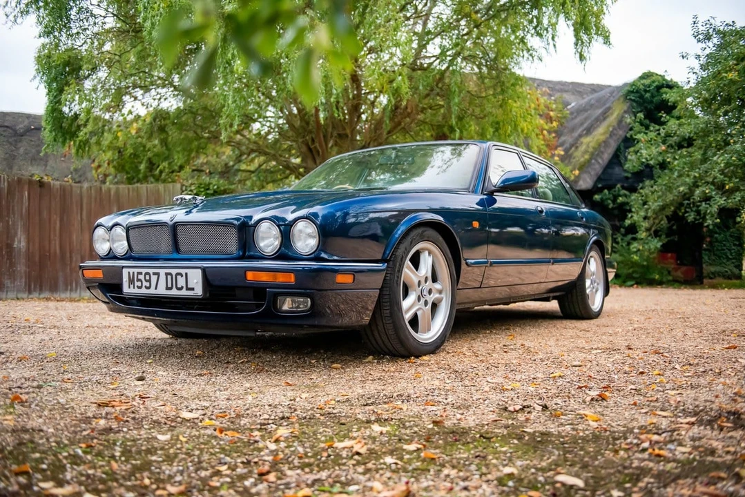 1995 Jaguar X306 XJR - Image 4 of 30