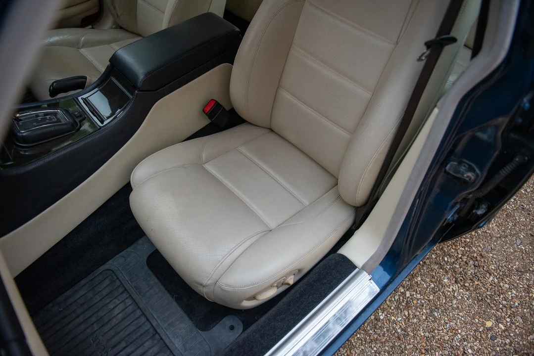 1995 Jaguar X306 XJR - Image 30 of 30