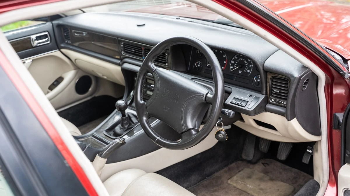 1995 Jaguar X306 XJR - Image 14 of 30