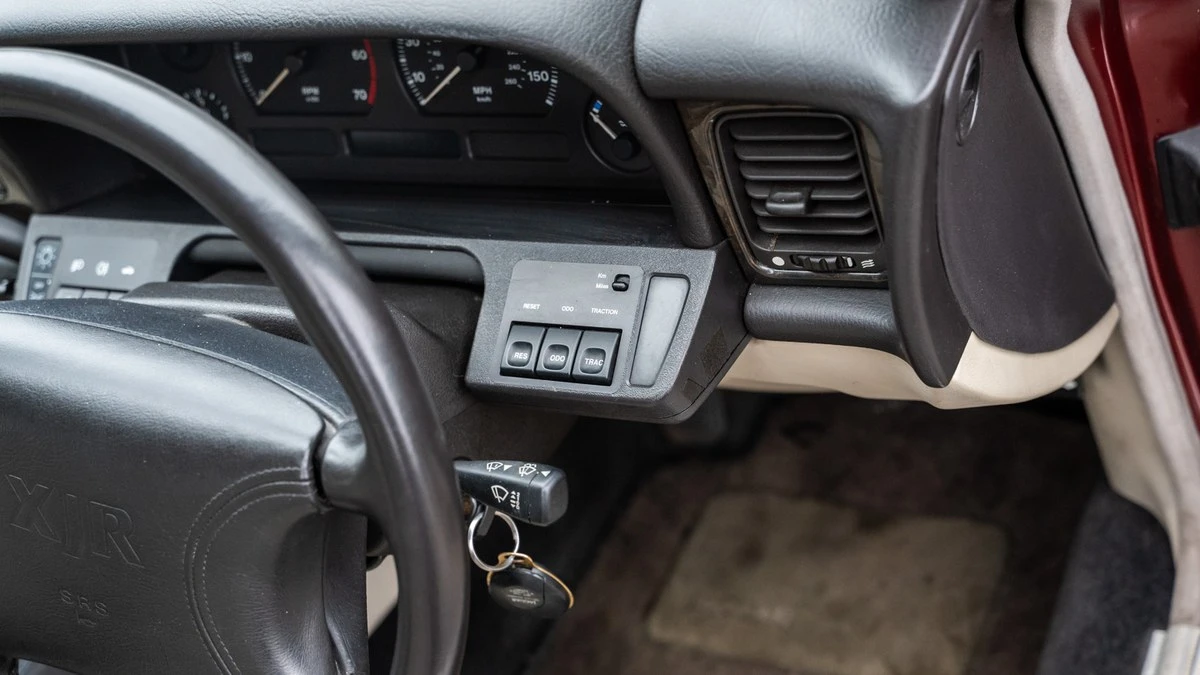 1995 Jaguar X306 XJR - Image 20 of 30