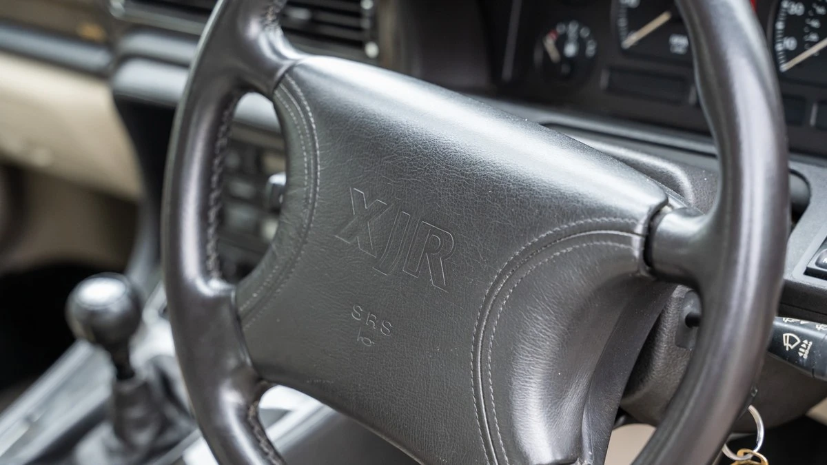 1995 Jaguar X306 XJR - Image 15 of 30