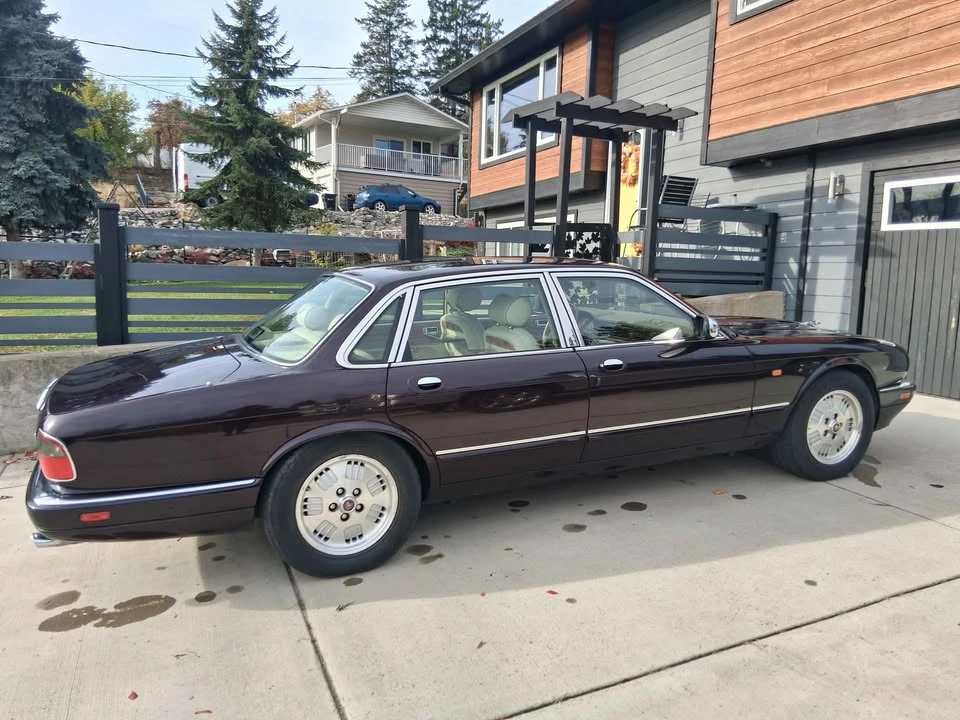 1995 Jaguar XJ - Image 2 of 8