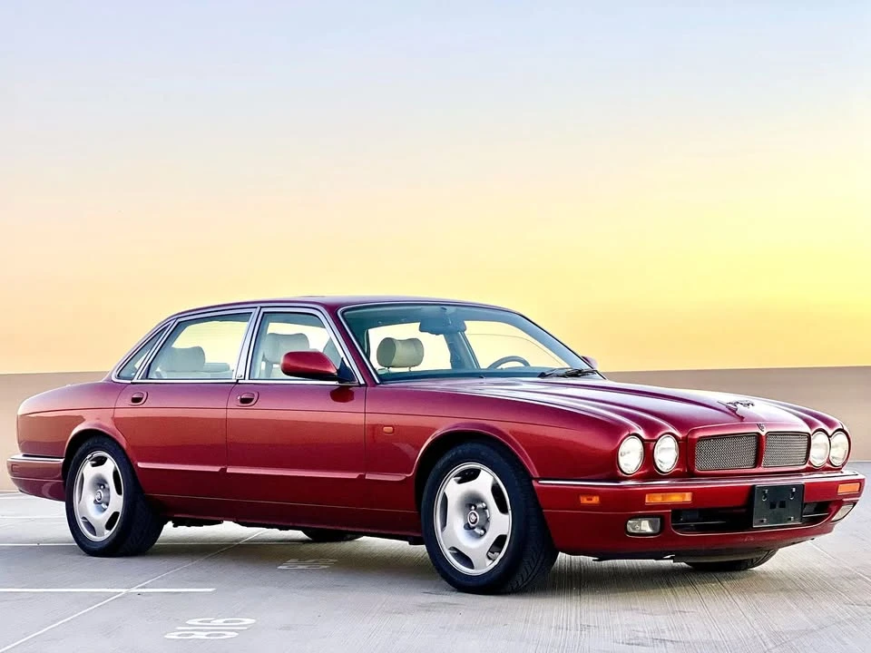 1995 Jaguar XJ - Image 2 of 18