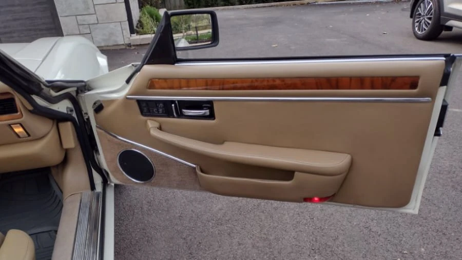 1995 Jaguar X300 XJ - Image 8 of 19