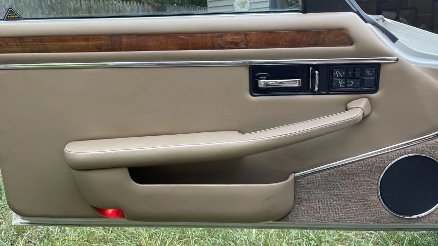 1995 Jaguar X300 XJ - Image 18 of 29
