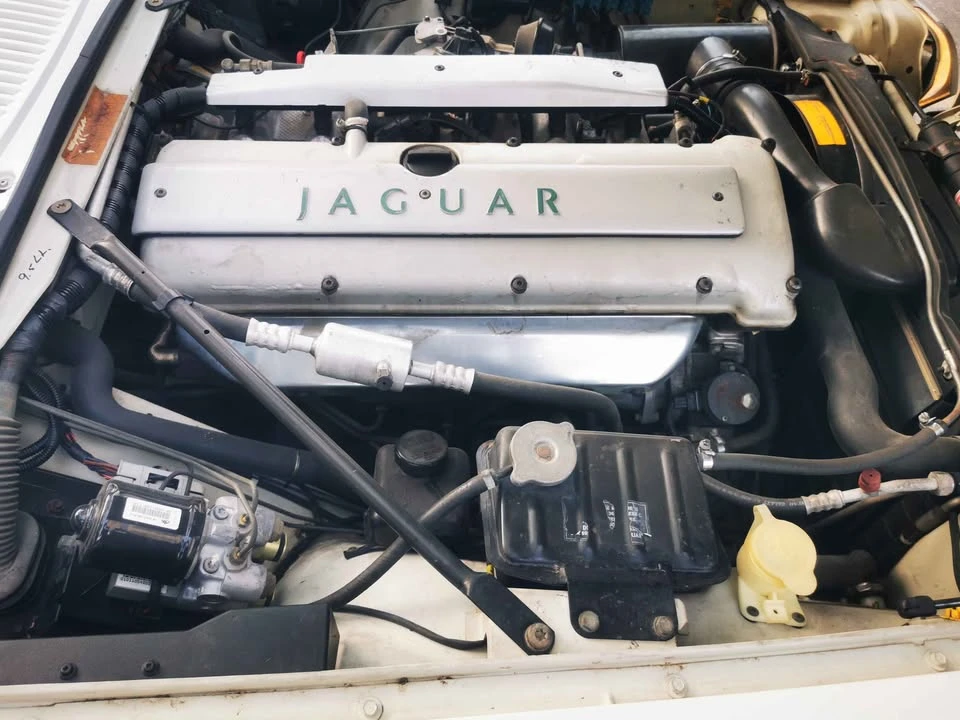 1995 Jaguar X300 XJ - Image 15 of 16