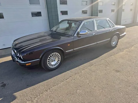1995 Jaguar XJ XJ12