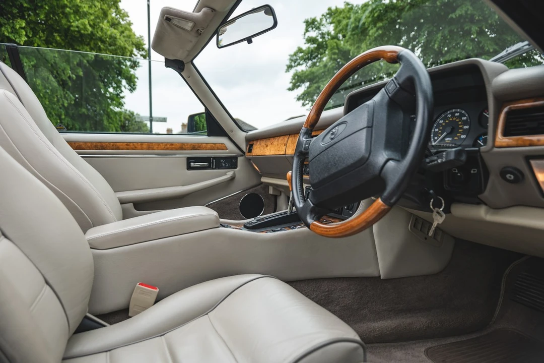 1995 Jaguar XJS Facelift AJ-16 - Image 23 of 30