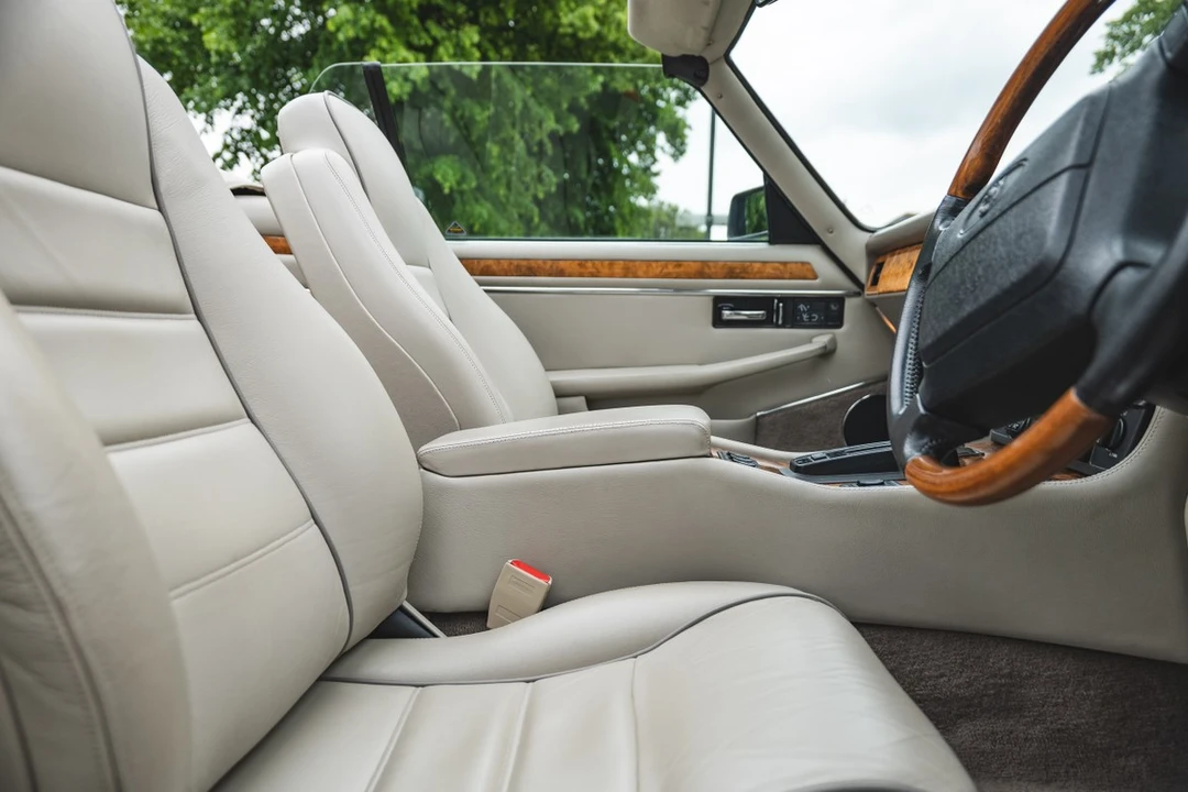 1995 Jaguar XJS Facelift AJ-16 - Image 24 of 30