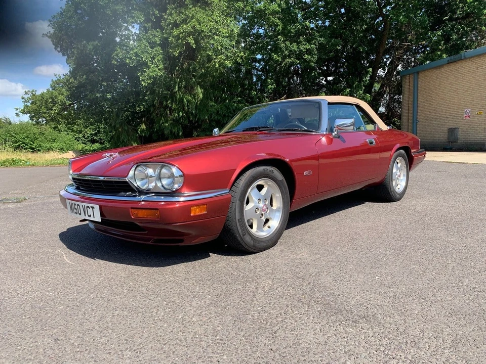 1995 Jaguar XJS Convertible - Image 2 of 30