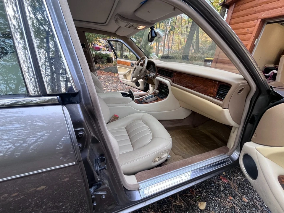 1995 Jaguar X300 XJ - Image 6 of 18