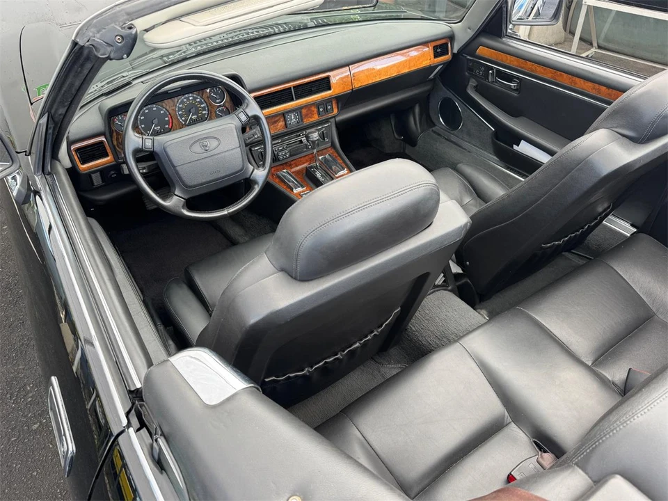 1995 Jaguar X300 XJ - Image 28 of 31