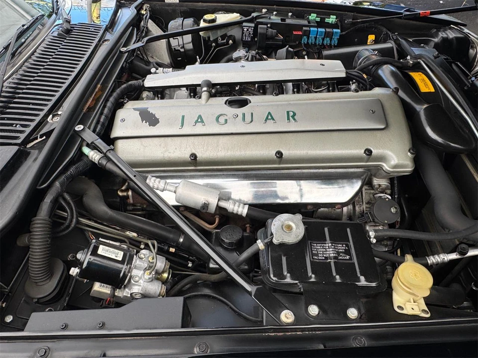 1995 Jaguar X300 XJ - Image 22 of 31
