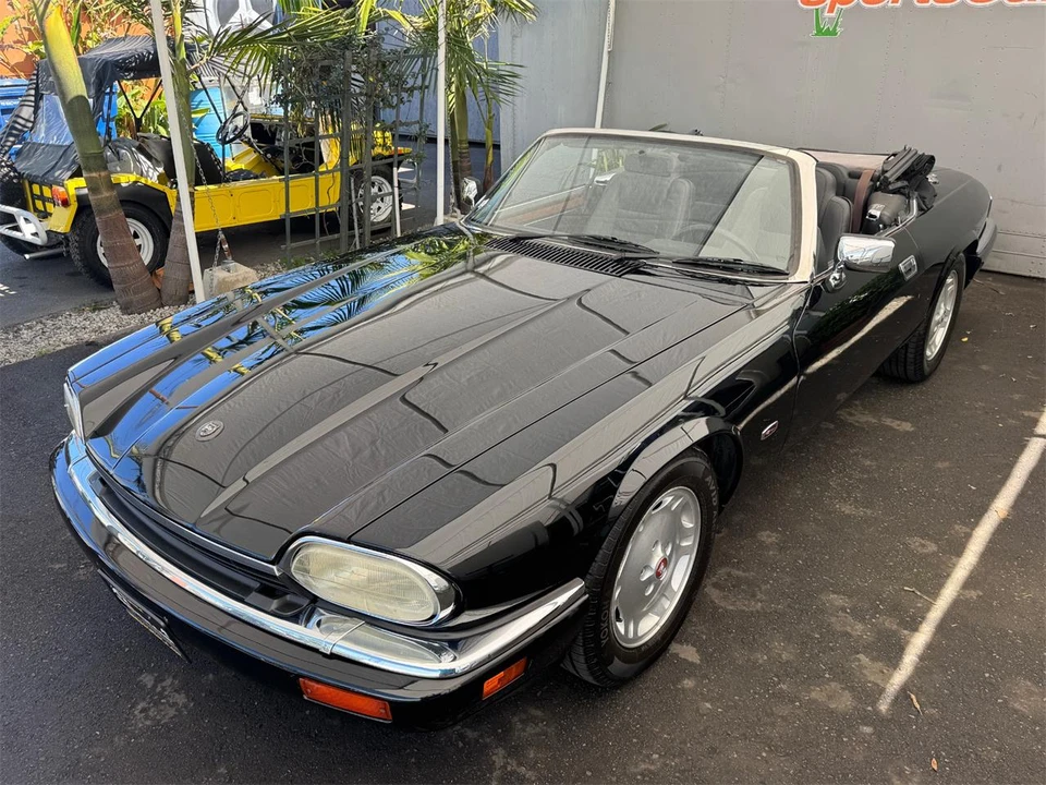 1995 Jaguar X300 XJ - Image 12 of 31