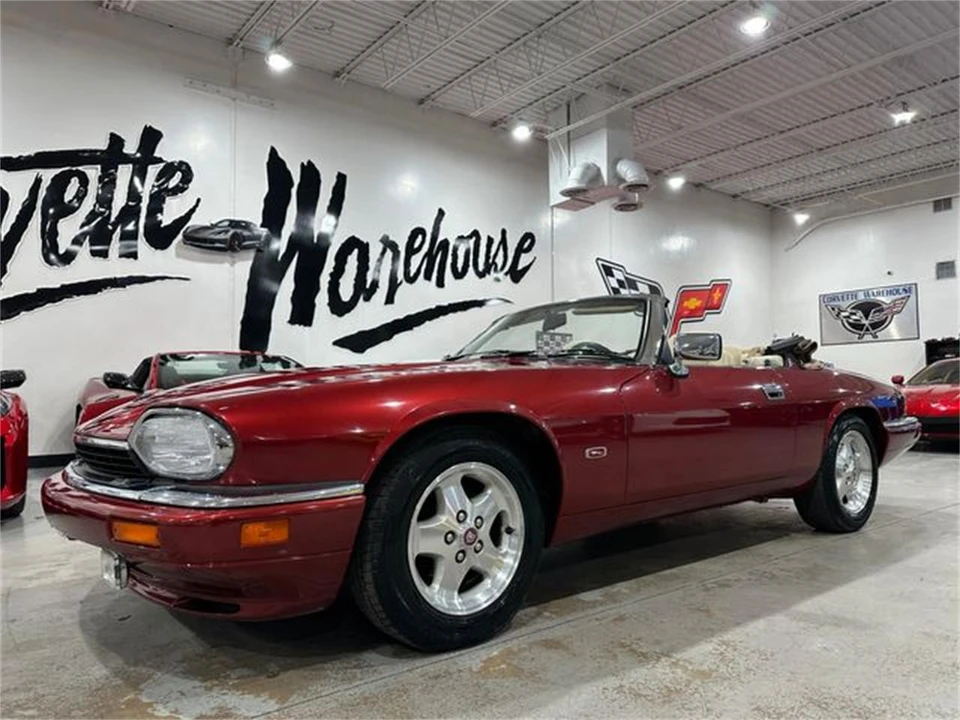 1995 Jaguar X300 XJ - Image 2 of 30