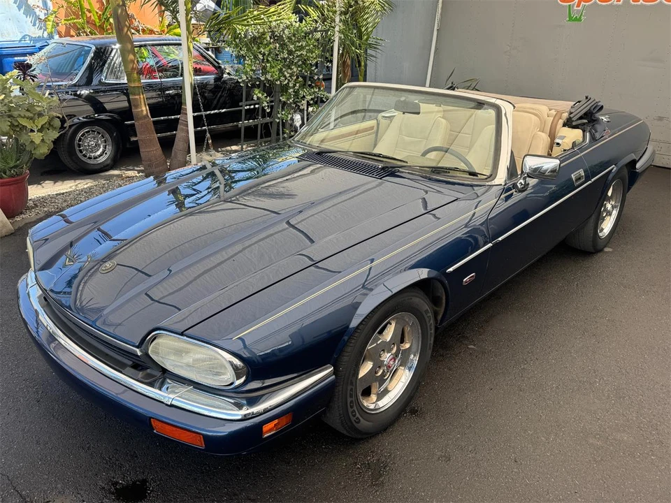 1995 Jaguar X300 XJ - Image 8 of 31