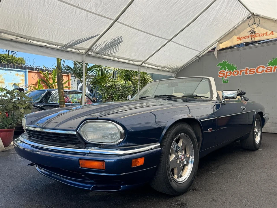 1995 Jaguar X300 XJ - Image 2 of 31