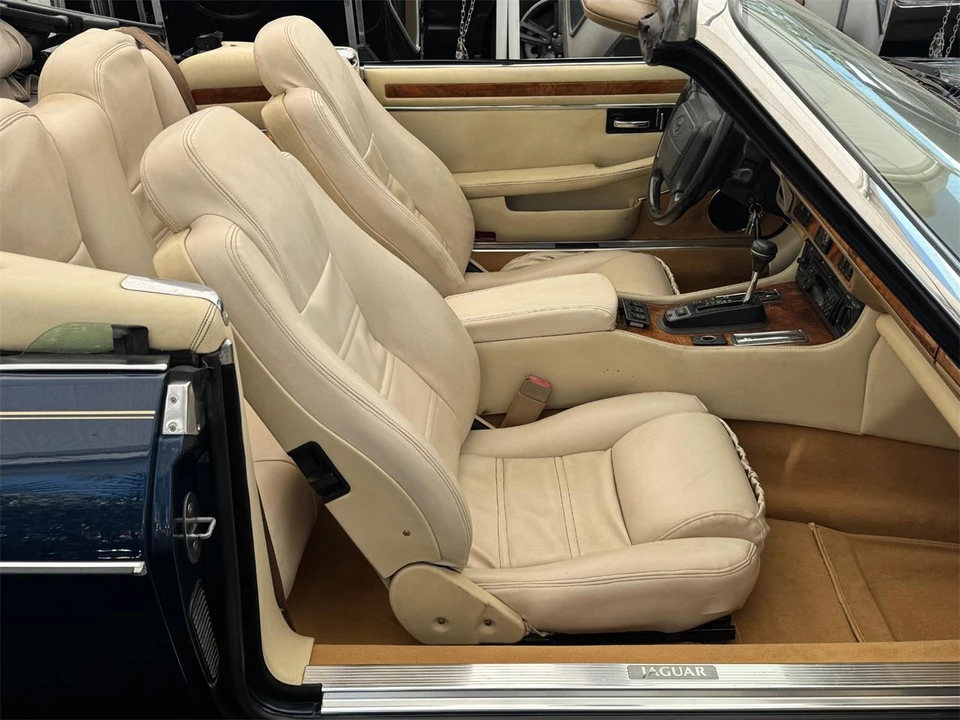 1995 Jaguar X300 XJ - Image 12 of 31