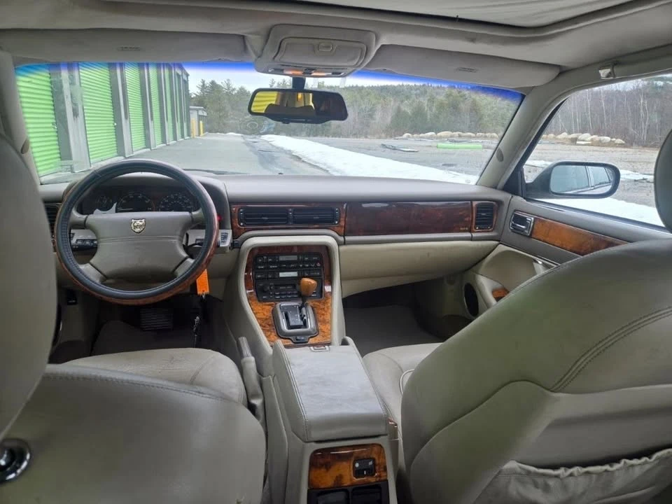 1995 Jaguar X300 XJ - Image 9 of 19